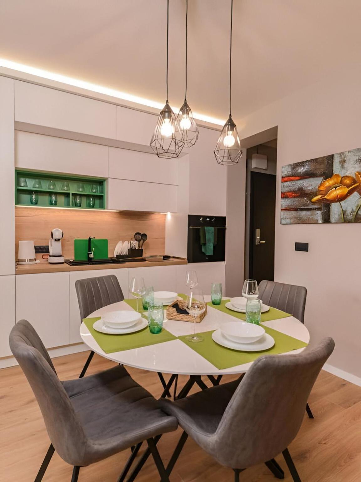 Urban Eden - Lux & Style, 2-Bedroom, 2-Bathroom Sofia Exterior photo