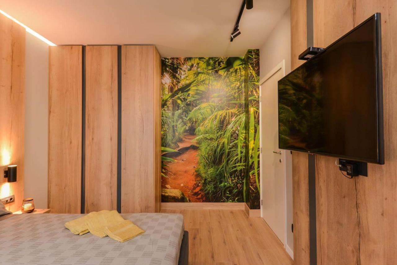 Urban Eden - Lux & Style, 2-Bedroom, 2-Bathroom Sofia Exterior photo