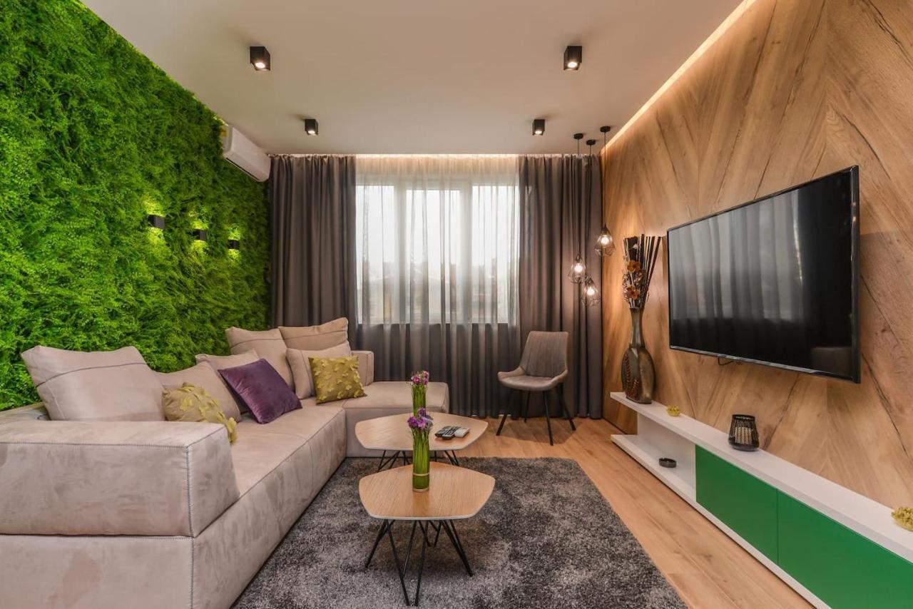 Urban Eden - Lux & Style, 2-Bedroom, 2-Bathroom Sofia Exterior photo